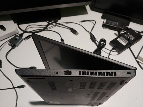 Ультрабук Б-клас Lenovo ThinkPad L14 Gen 2 / 14" (1920x1080) IPS / Intel Core i5-1145G7 (4 (8) ядра по 2.6 - 4.4 GHz) / 16 GB DDR4 / 500 GB SSD / Intel Iris Xe Graphics / WebCam / Windows 11 б/в | Зображення 2