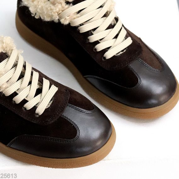 Шикарні утеплені кросівки натуральна шкіра + замша колір шоколад 41