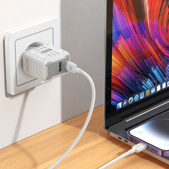 Зарядний пристрій Hoco C135A USB QC3.0 / Type-C PD3.0 20W швидка зарядка - White | Зображення 4
