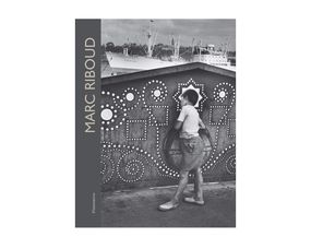 Подарункові книги для фотографів Марк Рібу Marc Riboud "60 Years of Photography" книга про вуличну фотографію