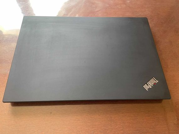 Ультрабук Б-класс Lenovo ThinkPad T590 / 15.6" (1920x1080) IPS / Intel Core i7-8550U (4 (8) ядра по 1.8 - 4.0 GHz) / 16 GB DDR4 / 256 GB SSD / Intel UHD Graphics 620 / WebCam б/у | Зображення 6