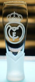 Пивний келих крафтовий 440 мл Реал Мадрид Real Madrid з гравіюванням подарунок для фаната ФК