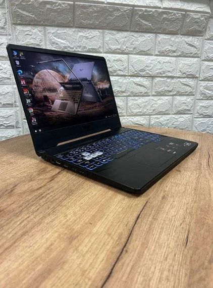 Ноутбук Asus TUF FX505 15,6"120Hz Ryzen 7 3750H 16Gb SSD256Gb+HDD1Tb GTX1660Ti Б/В | Зображення 2