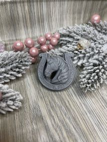 Мыло ручной работы «Подковое с лошадью», сувенирное мыло на Новый год