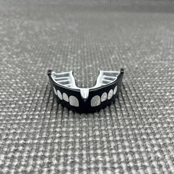Капа OPRO Silver доросла (вік 11+) Grillz Black/Silver (art.102502013) | Зображення 2