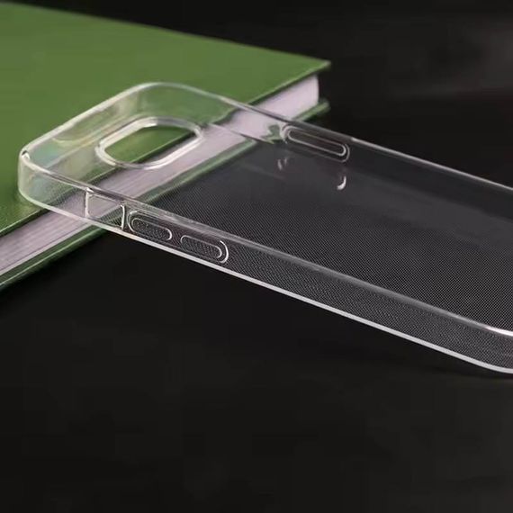 TPU чехол Epic Transparent 1,5mm для Apple iPhone 16e (6.1") Бесцветный (прозрачный) | Зображення 2