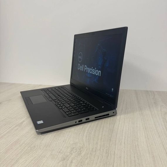 Ноутбук Б-класс Dell Precision 7740 / 17.3" (1920x1080) IPS / Intel Xeon E-2276M (6 (12) ядер по 2.8 - 4.7 GHz) / 32 GB DDR4 / 256 GB SSD / Intel UHD Graphics / WebCam б/у | Зображення 4
