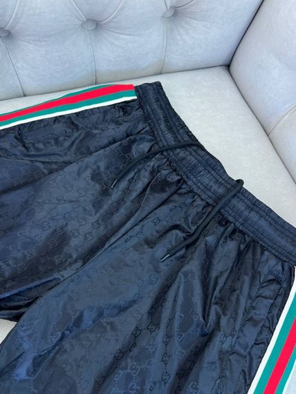 Пляжні шорти Gucci чорні з червоно-синьою смужкою sh154 | Зображення 4