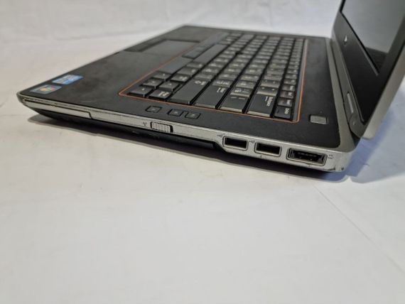 Ноутбук Б-класс Dell Latitude E6420 / 14" (1366x768) TN / Intel Core i5-2520M (2 (4) ядра по 2.5 - 3.2 GHz) / 6 GB DDR3 / 240 GB SSD / Intel HD Graphics 3000 / WebCam / DVD-RW б/у | Зображення 4