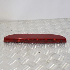 Додатковий стоп сигнал Renault Clio III 2005-2012 універсал стоп кришки багажника Рено Кліо 8200618714