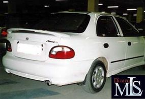 Бічні спідниці Спорт (під фарбування) для Hyundai Accent 1994-1999 рр.