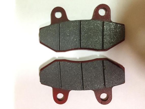 Колодки тормозные (диск)   4T GY6 50-150   (RACE/STORM, под двухпоршневой суппорт, черные)   DRY