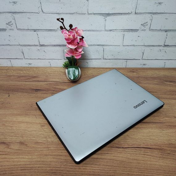 Ноутбук Б-класс Lenovo IdeaPad 310-14ISK / 14" (1366x768) TN / Intel Core i5-6200U (2 (4) ядра по 2.3 - 2.8 GHz) / 8 GB DDR4 / 128 GB SSD / Intel HD Graphics 520 / WebCam / DVD-ROM б/у | Зображення 4