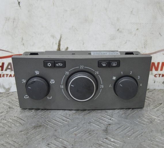 Блок управління клімат контролем Opel Astra H 2004-2014 Панель пічки кондиціонера Опель Астра Н 13231051