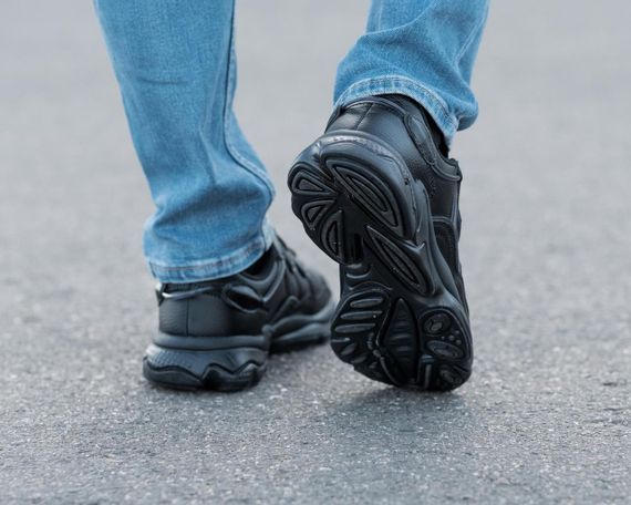 Кросівки Adidas Ozweego Black | Зображення 2