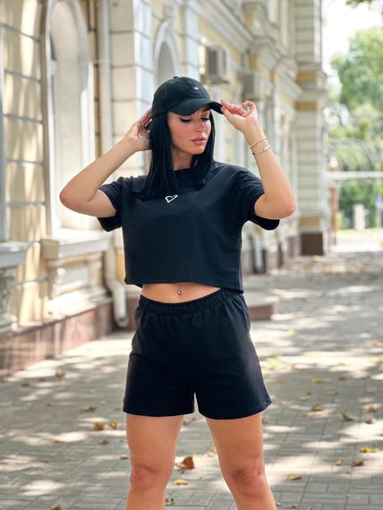 Женский летний костюм с шортами и укороченной футболкой Gf7984 цвет черный, размер 50/52