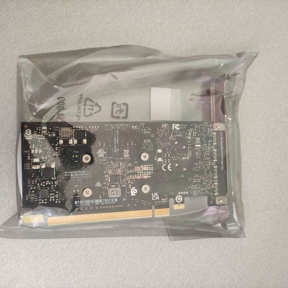 Дискретна відеокарта nVidia Quadro P1000 v2, 4 GB GDDR5, 128-bit / miniDP / (VCQP1000V2) | Зображення 5