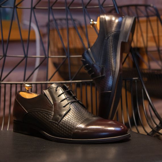 Черно-бордовые туфли для мужчин 40 размер