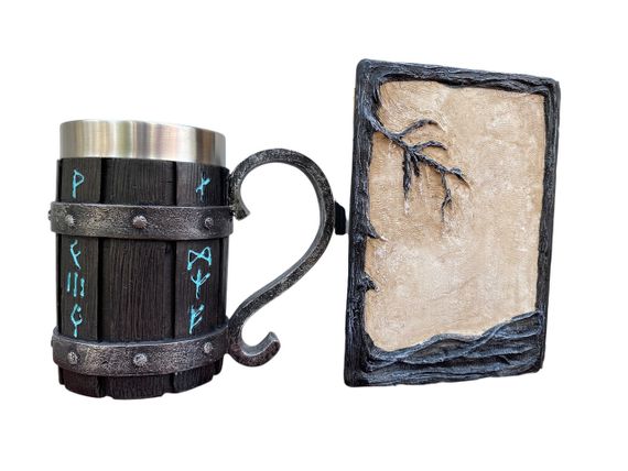 Подарунковий набір Кухоль 3D Скандинавські Руни та Блокнот 3D «Тінь Ворона» | Зображення 1