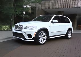 Накладка на передний бампер (2010-2013, грунтованная под покраску) для BMW X5 E-70