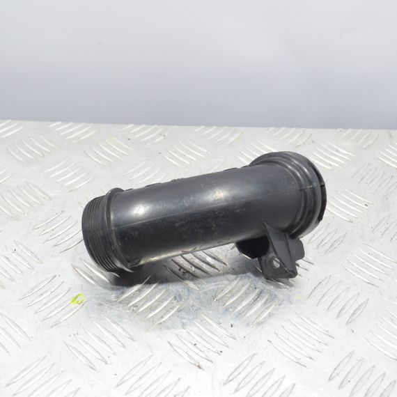 Патрубок повітряного фільтра 1.5 BlueHDI Peugeot 3008 308 208 2017-2025 Трубка повітряного фільтра Пежо 3008 308 208 9810921180 | Зображення 1