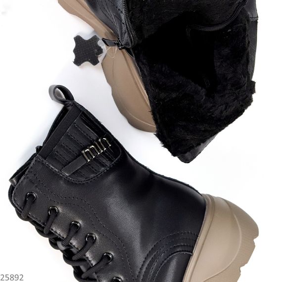 Черные зимние высокие кожаные ботинки берцы на бежевой подошве | Зображення 2