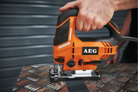 Лобзик мережевий AEG STEP80 (700 Вт, 20 мм, 1000-3200 хв-1) | Зображення 3