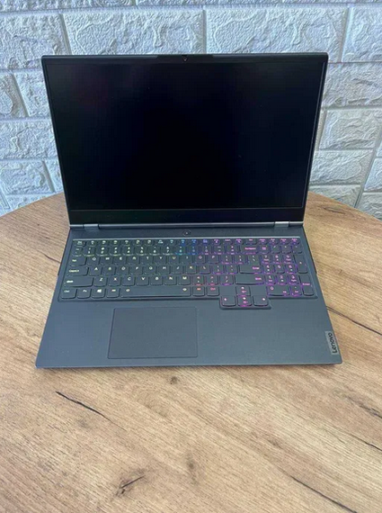 Ноутбук  Lenovo Legion 7 15.6" 144Hz i7 10750H 16Gb SSD 512Gb RTX 2070 MaxQ Б/В | Зображення 4