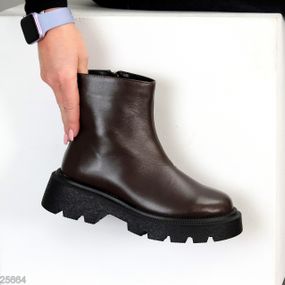 Шикарні зимові лаконічні черевики натуральна шкіра колір Шоколад 39