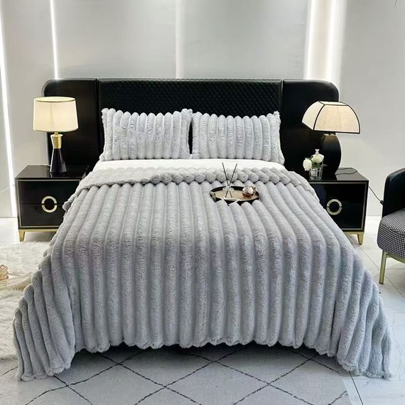 Плед Dushka Home Шарпей Смужка 7 см 21799 200х230 см світло-сірий