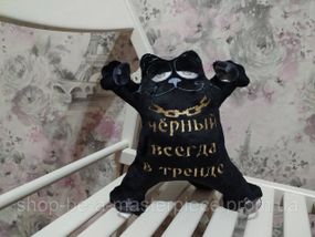 Игрушка кот Саймона в машину c вышивкой черный в тренде 05238