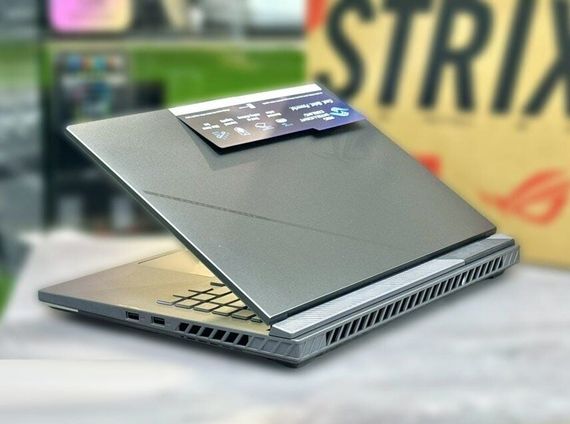 Игровой ноутбук Asus Rog Strix G16 G614F / 16" (1920x1200) IPS / AMD Ryzen 9 9955HX (16 (32) ядер по 2.5 - 5.4 GHz) / 16 GB DDR5 / 1000 GB SSD M.2 / nVidia GeForce RTX 5060, 8 GB GDDR7, 128-bit / WebCam / Win 11 Home | Зображення 6