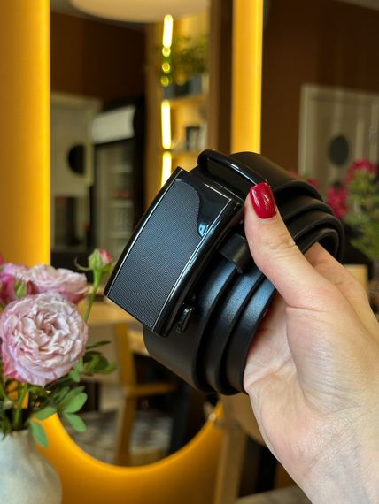 Мужской кожаный ремень с пряжкой автомат 8490 | Зображення 5