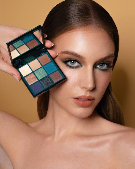 Палетка тіней Farmasi Lost Lagoon Oasis Collection 8,1 г | Зображення 2