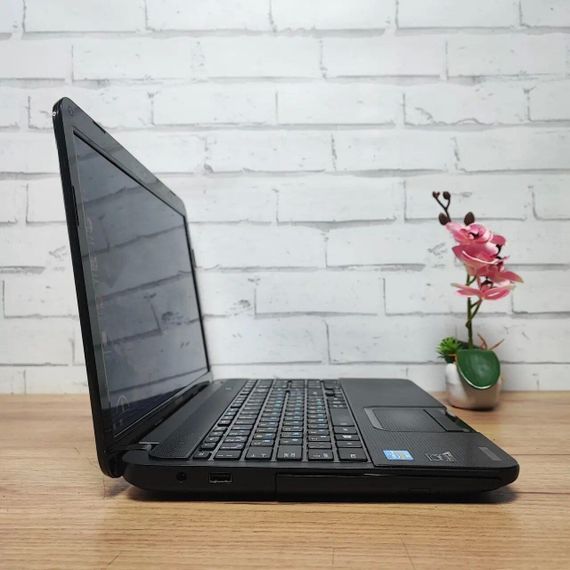Ноутбук Б-клас Toshiba Satellite C855 / 15.6" (1366x768) TN / Intel Core i5-3230M (2 (4) ядра по 2.6 - 3.2 GHz) / 8 GB DDR3 / 128 GB SSD / Intel HD Graphics 3000 / WebCam / DVD-ROM б/в | Зображення 8