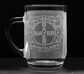 Подарочный бокал для пива 570 мл с гравировкой лого футбольного клуба Байер Леверкузен, подарок для друга