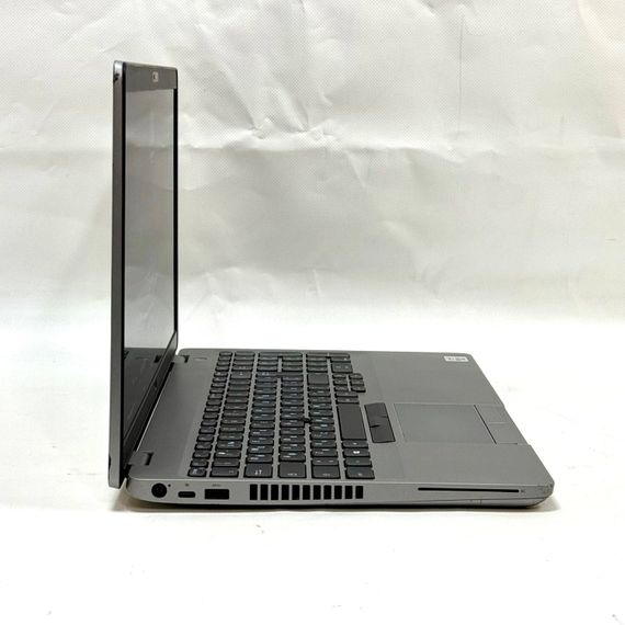 Ноутбук Dell Latitude 5510 / 15.6" (1920x1080) IPS / Intel Core i5-10310U (4 (8) ядра по 1.7 - 4.4 GHz) / 16 GB DDR4 / 256 GB SSD / Intel UHD Graphics 620 / WebCam / Windows 11 Pro б/в | Зображення 4