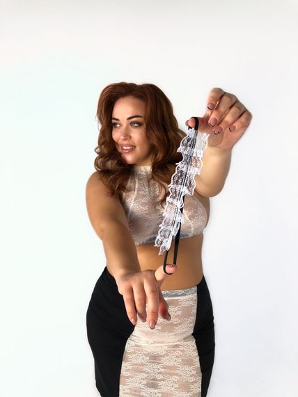 Рольовий костюм покоївки з топом, спідницею та прикрасою "Безвідмовна Аделі" XL | Зображення 6