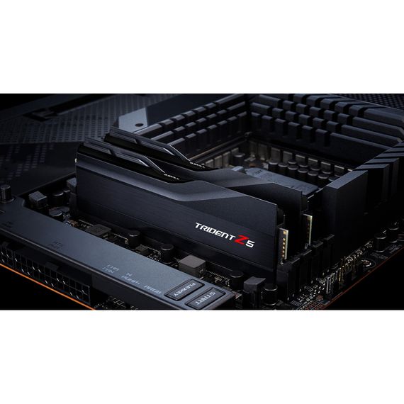 Модуль пам'яті для комп'ютера DDR5 32GB (2x16GB) 6000 MHz Trident Z5 Black G.Skill (F5-6000J4040F16GX2-TZ5K) | Зображення 4