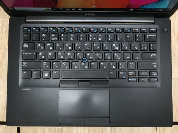 Ноутбук Б-класс Dell Latitude 7480 / 14" (1920x1080) IPS / Intel Core i7-7600U (2 (4) ядра по 2.8 - 3.9 GHz) / 8 GB DDR4 / 240 GB SSD M.2 / Intel HD Graphics 620 / WebCam б/у | Зображення 3