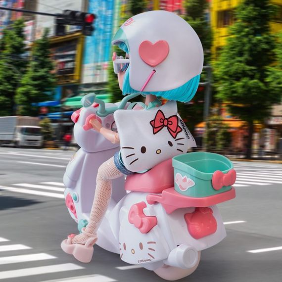 Дитяча лялька "Красуня Пінк на скутері" 4SF Manga Dolls HKTF3000 серії "Hello Kitty" | Зображення 5