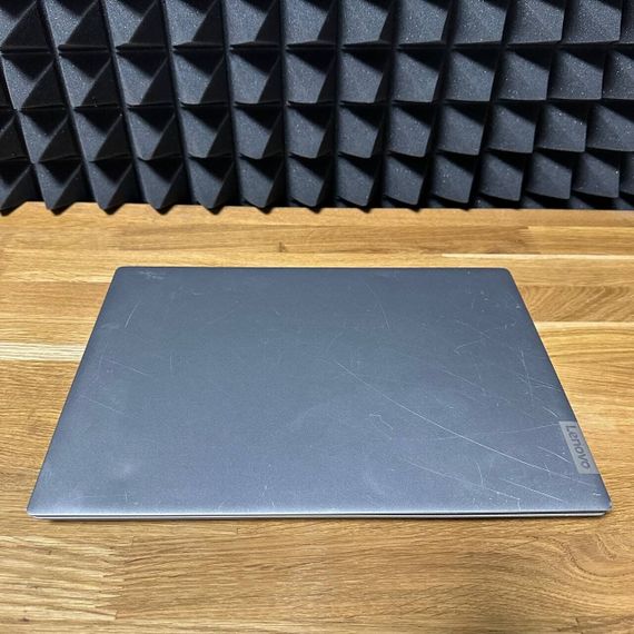 Ультрабук Б-клас Lenovo IdeaPad S340-14API / 14" (1920x1080) IPS / AMD Ryzen 7 3700U (4 (8) ядра по 2.3 - 4.0 GHz) / 8 GB DDR4 / 128 GB SSD / AMD Radeon RX Vega 10 Graphics / WebCam б/в | Зображення 6
