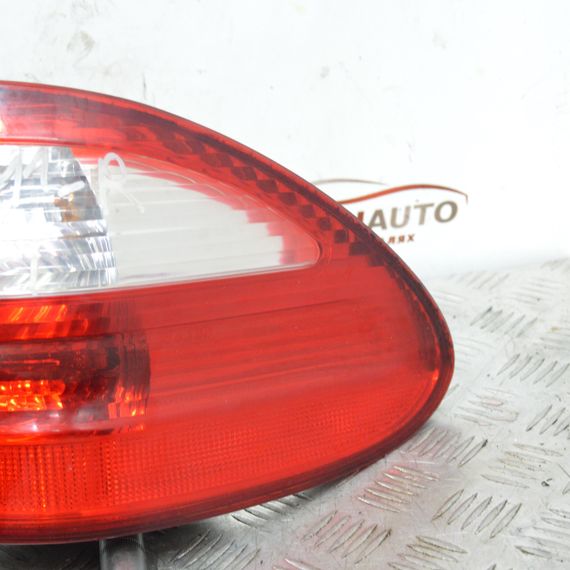 Ліхтар задній правий Mercedes-Benz E-Class W211 універсал Ліхтар задній правий зовнішній Мерседес в211 A2118201264 | Зображення 1