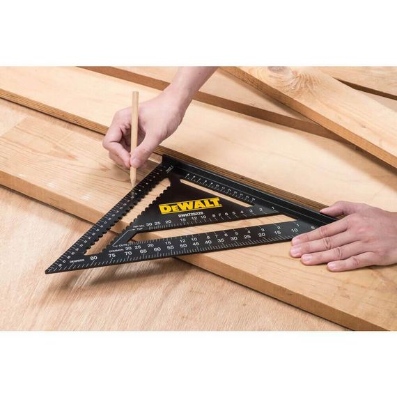 Кутник для покрівельних робіт, металевий, розміром 300 х 300 мм. DeWALT DWHT25228-0 | Зображення 2