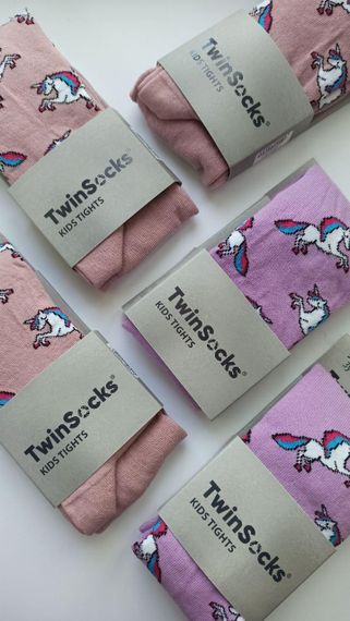 Дитячі колготи для дівчинки з принтом "ЄДИНОРІЖКИ" Twinsocks нар. 98-104, 110-116 рожевий, бузковий | Зображення 3