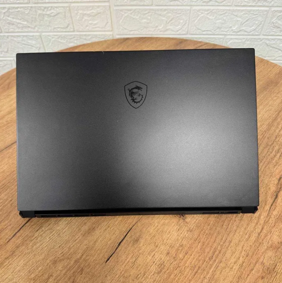 Ноутбук MSI GS66 Stealth 10SE 240Hz i7 10750H 16GB SSD 512GB RTX 2060 Б/В | Зображення 6