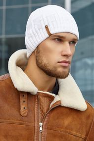 Мужская шапка «Оскар» белый