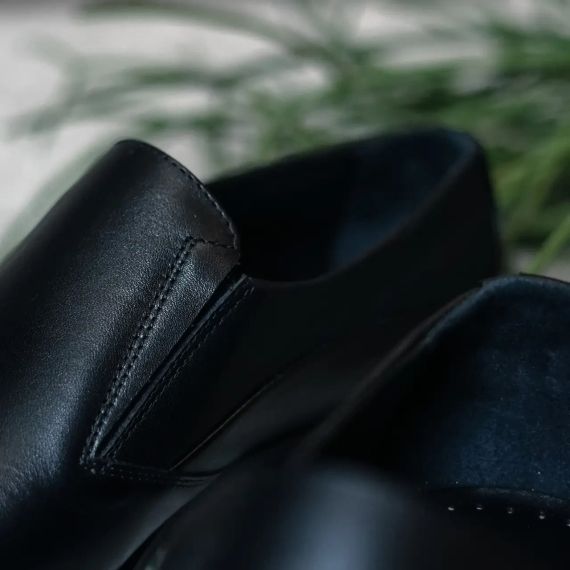 Практичні туфлі без шнурків 40 розмір | Зображення 2