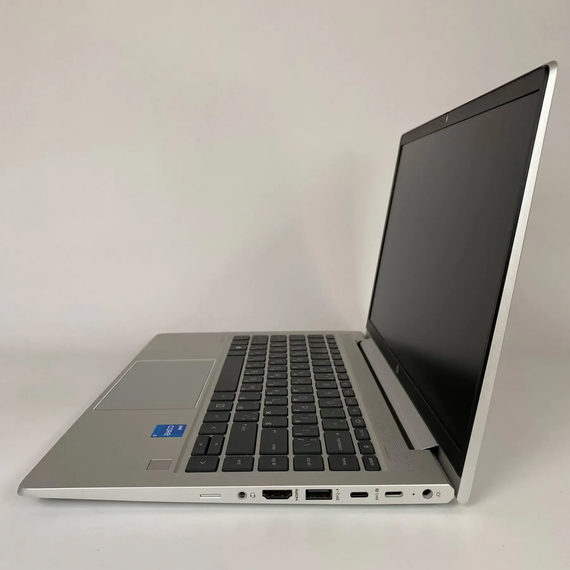 Ультрабук HP ProBook 440 G10 / 14" (1920x1080) IPS / Intel Core i5-1334U (10 (12) ядер по 1.3 - 4.6 GHz) / 16 GB DDR4 / 512 GB SSD / Intel Iris Xe Graphics eligible / WebCam / TouchID б/у + Подарок Беспроводная мышь / USB | Зображення 5