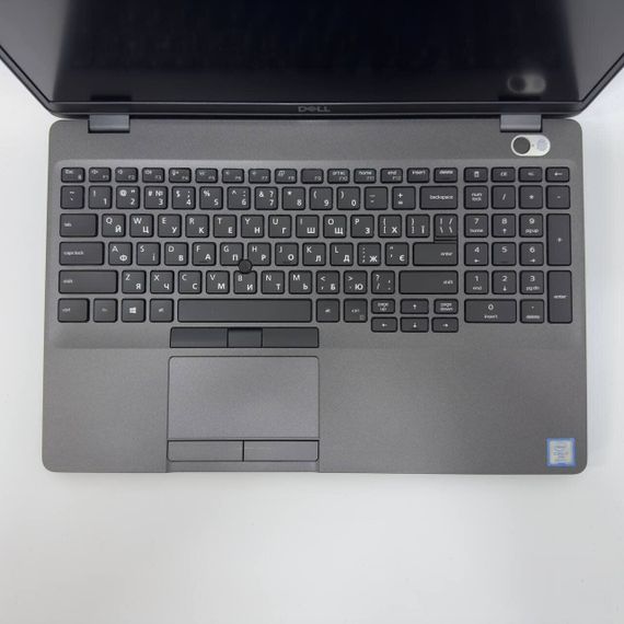 Ноутбук Dell Latitude 5500 / 15.6" (1920x1080) IPS / Intel Core i7-8665U (4 (8) ядра по 1.9 - 4.8 GHz) / 16 GB DDR4 / 256 GB SSD / Intel UHD Graphics / WebCam / HDMI б/в + Подарунок Мишка та килимок | Зображення 3